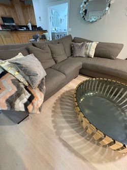Modern Gray Sectional Sofa with Chaise – 110” Wide – Excellent Condition