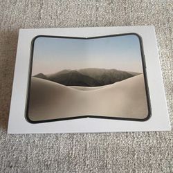 iPhone Duo 512 gig Star White (unlocked)