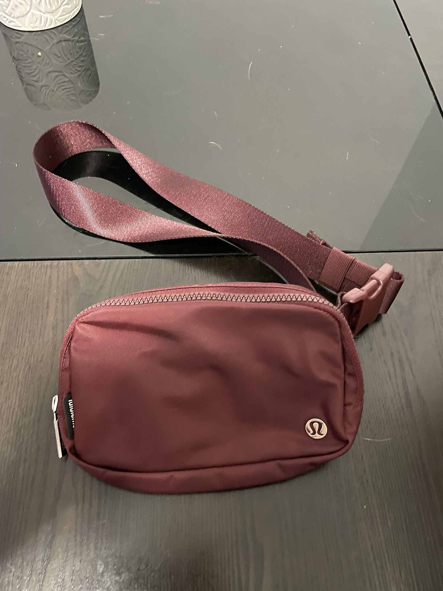 Lululemon Everywhere Belt Bag Maroon