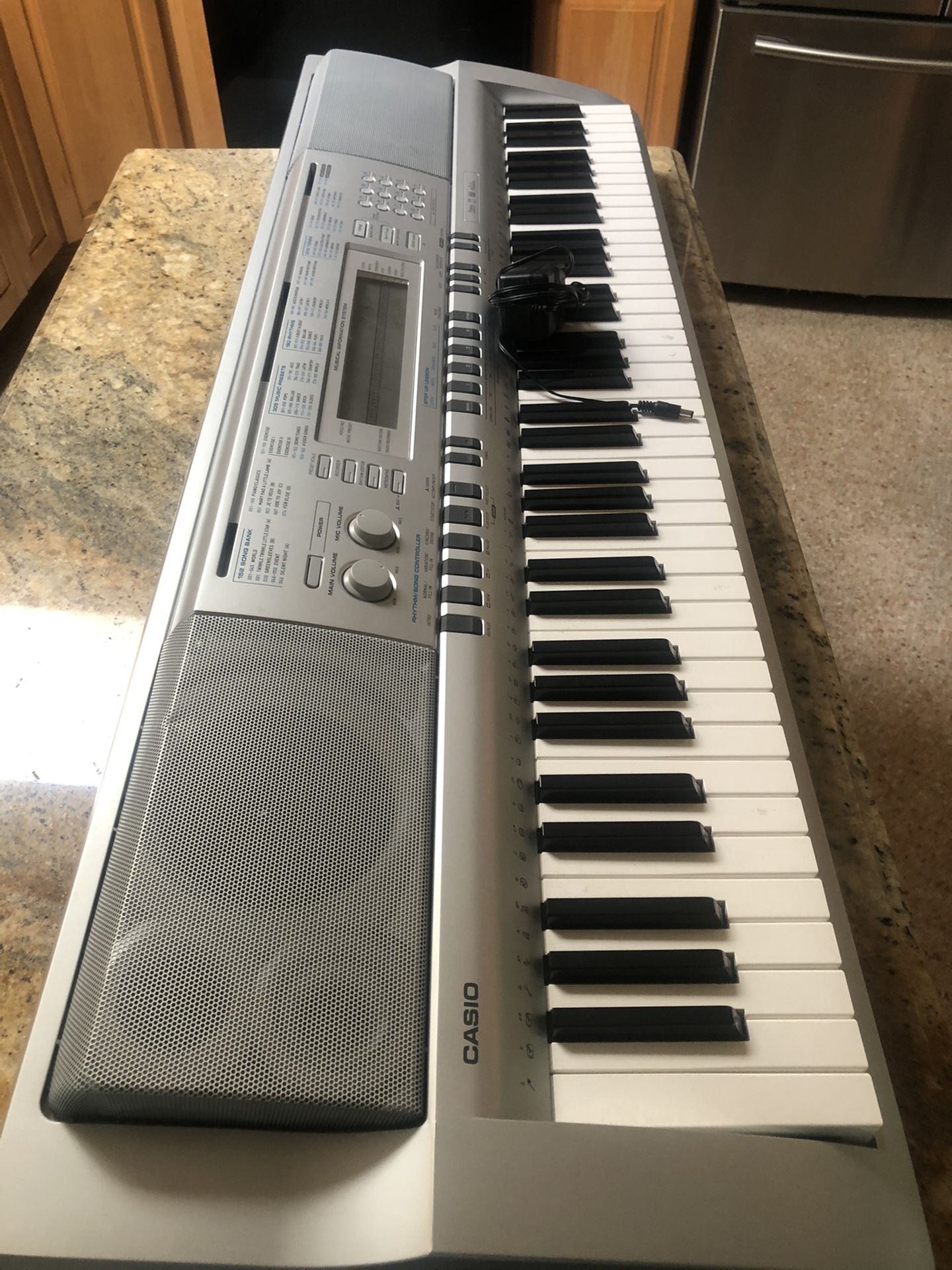 Casio WK210 Keyboard