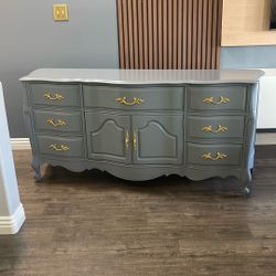 Color Gris 70 De Ancho Y 33 De Largo