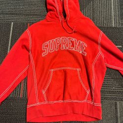 Supreme Hoodie 