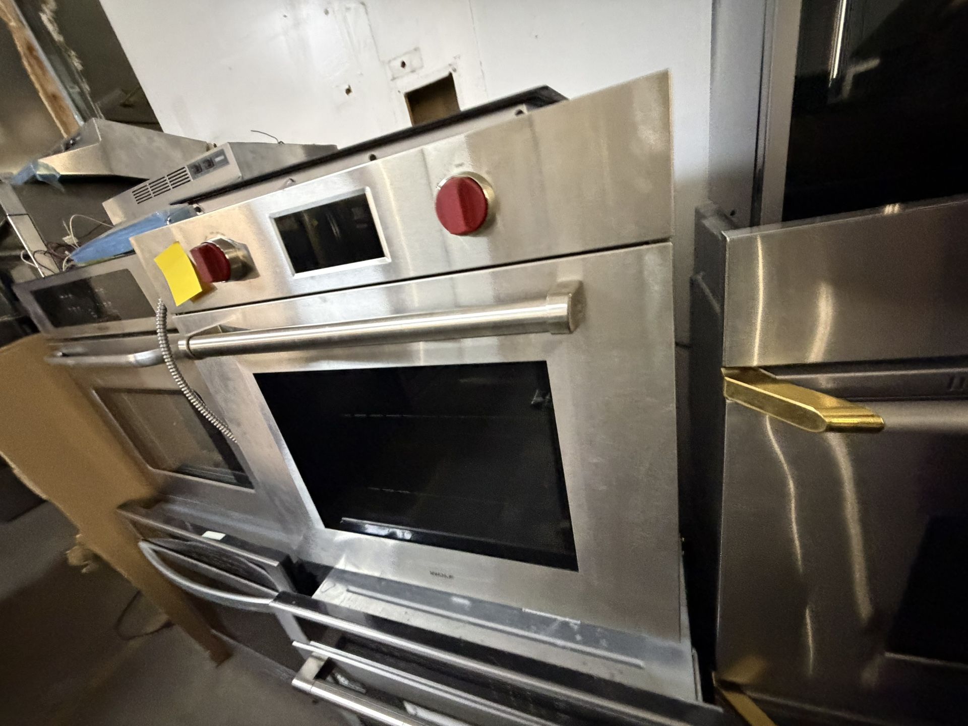 30” Wolf Single Wall Oven Stainless Steel 