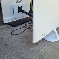 Dual Monitor Stands / Monitors