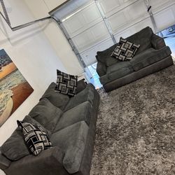 * Like New * Ashley furniture gray 2pc couch & love seat ( Free Delivery )