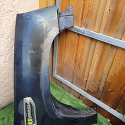 2009 Cadillac escalade fender