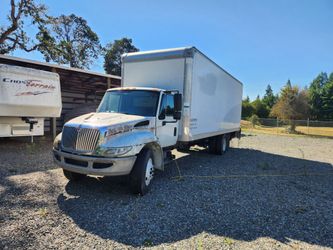 International Durastar box truck
