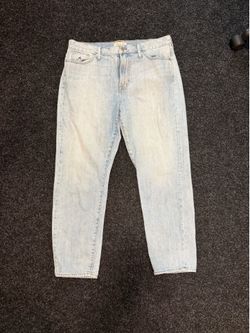 Madewell light wash straight leg jeans #denim #straightleg
