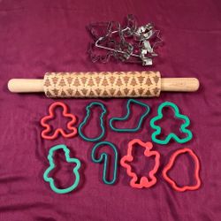 Christmas Cookie Cutter Set with Embossed Rolling Pin