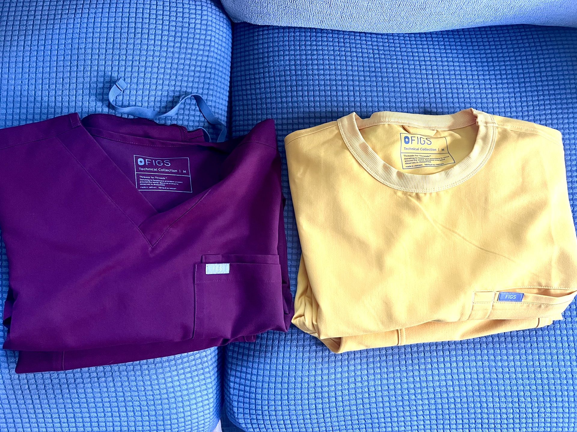 2 Pair of Men’s Medium Figs Scrubs