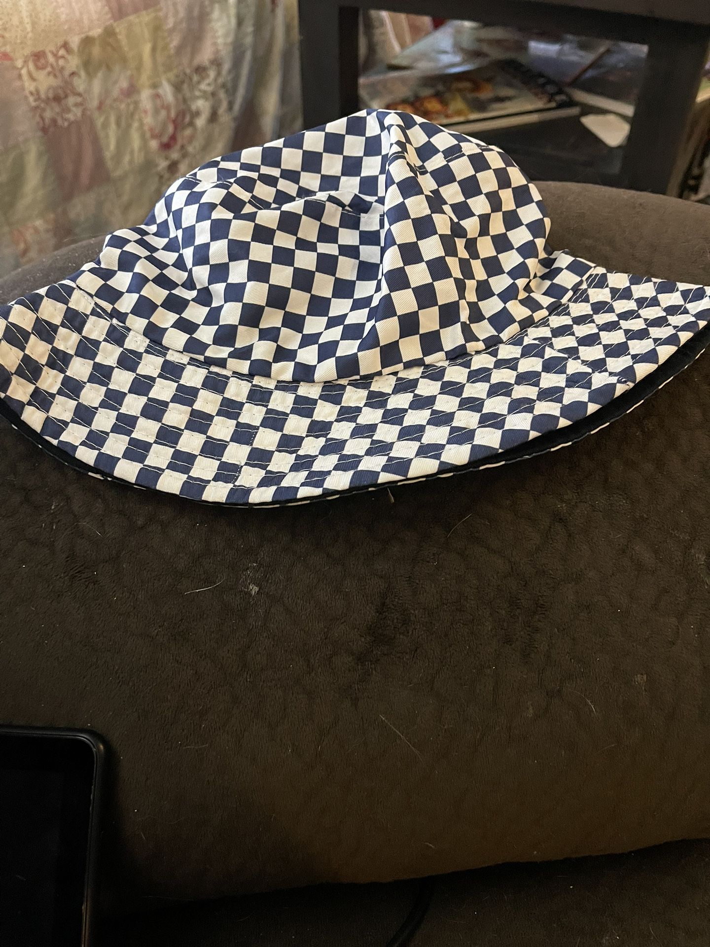 Women’s Reversible Bucket Hat 