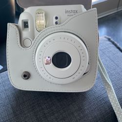 Instant Camera