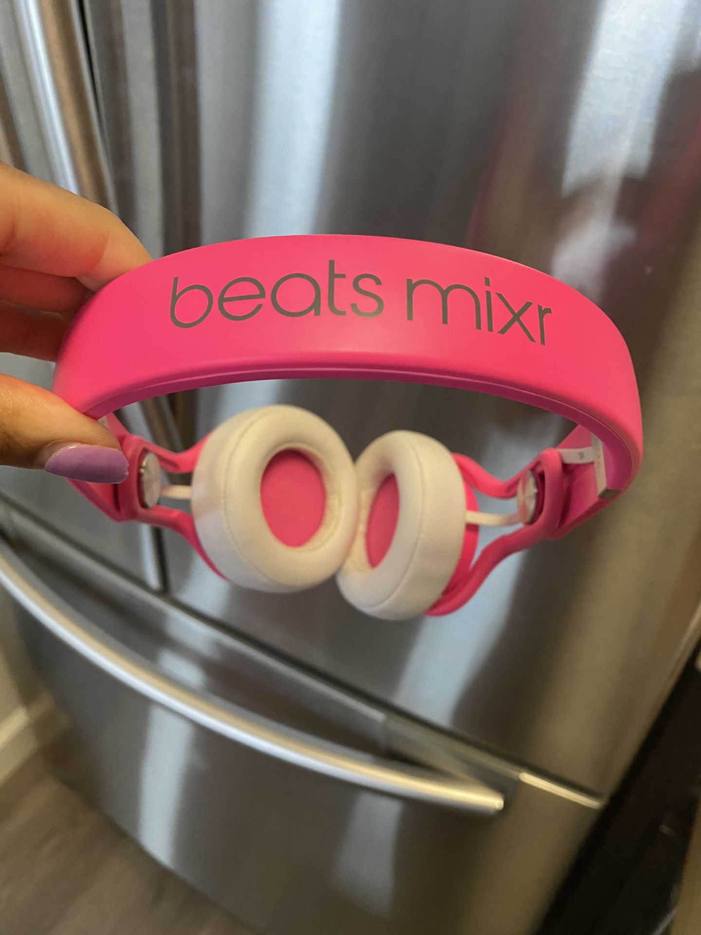 Neon Pink Beats Mixr