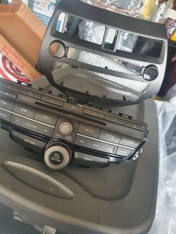 Honda Accord '12 original radio