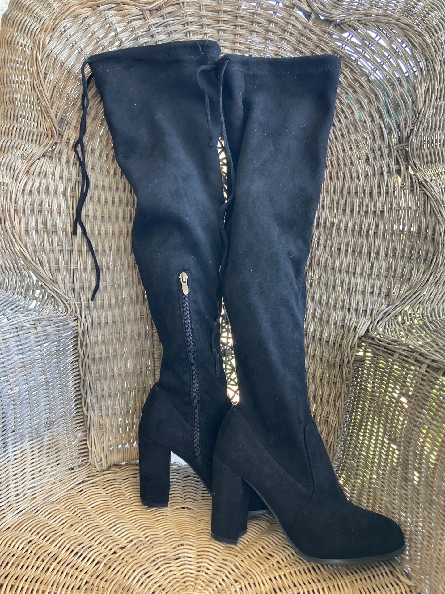 SHESOLE WOMEN'S THIGH HIGH OVER THE KNEE BLACK BOOTS