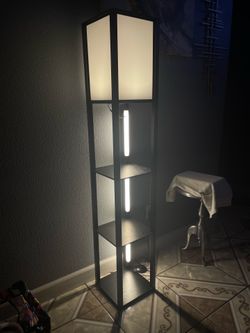 Set of 2 wooden edishine floor lamps