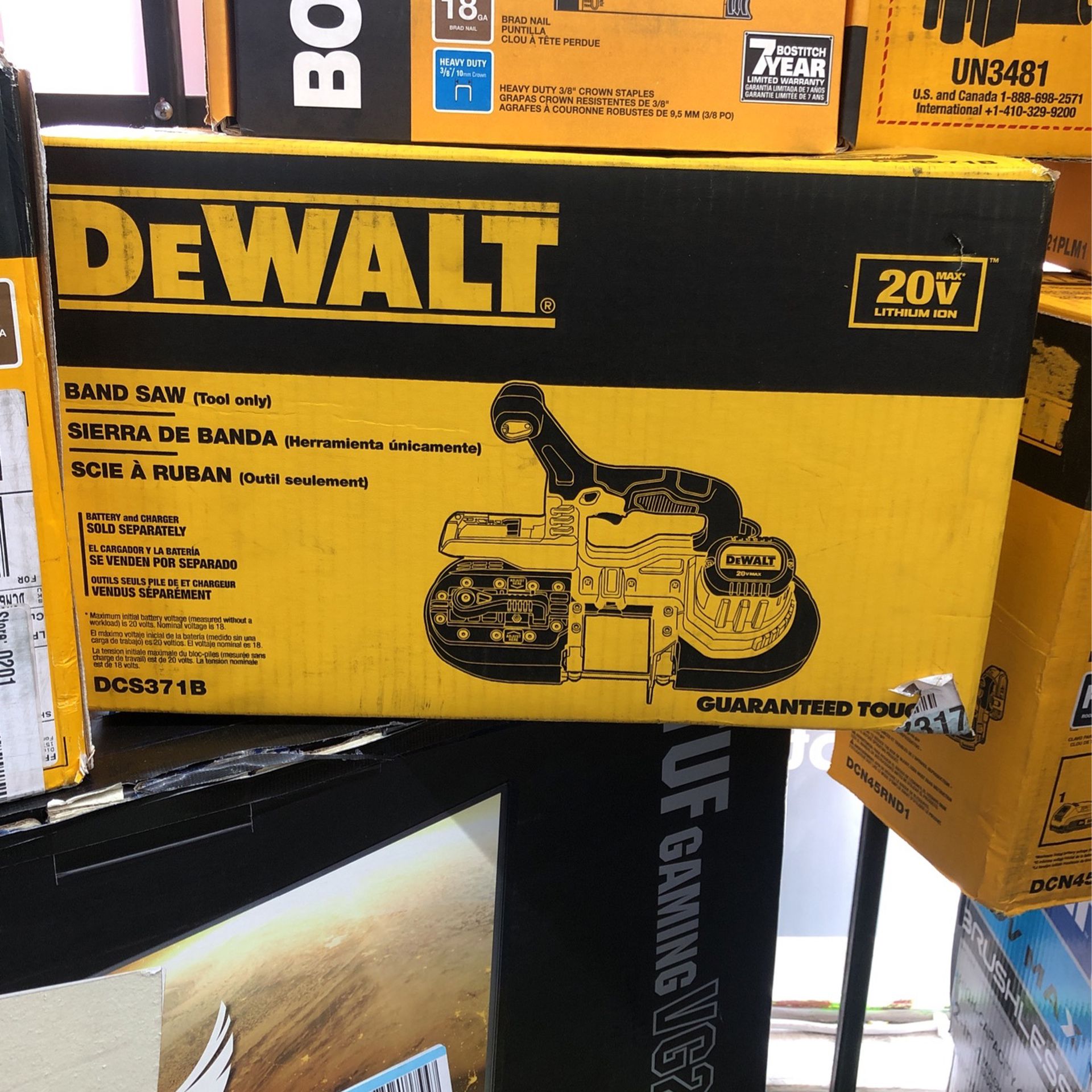 Dewalt Band Saw (tool Only)! $40 Initial Payment !!!