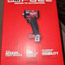 Milwaukee Fuel 18 Compact Impact Wrench 