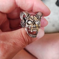 Horned Skull Ring