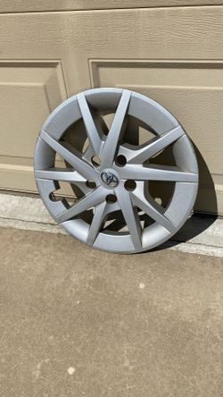 Toyota Prius Hubcap