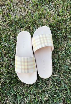 Burberry slides