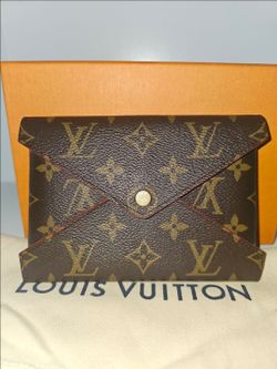 Louis Vuitton Medium Kirigami pouch