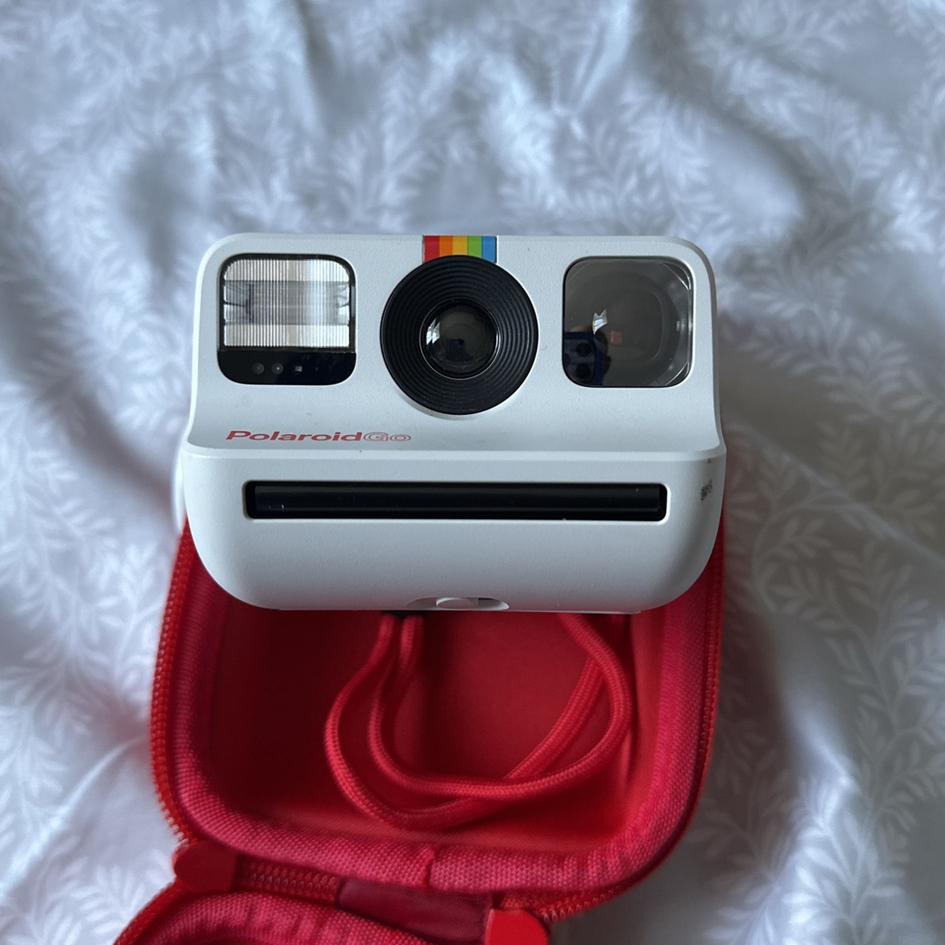 Polaroid Go With Film & Case Like New!!