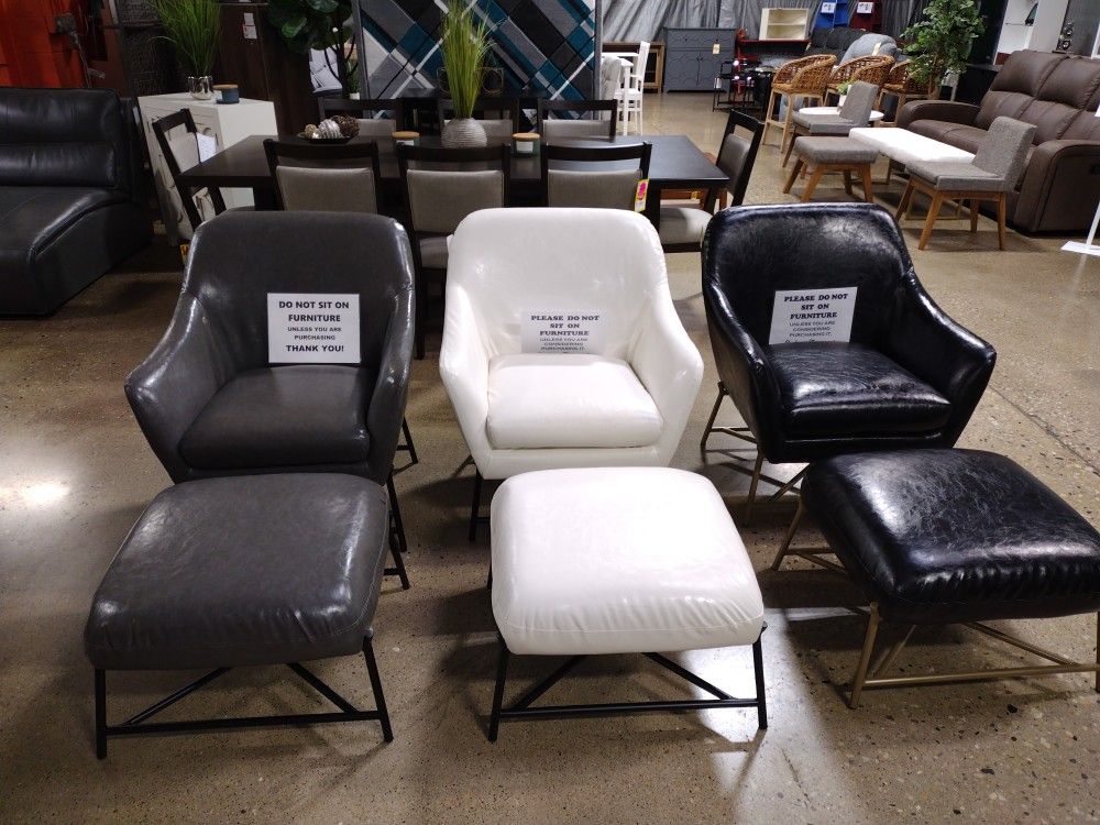 Mid Century Modern Style Accent Chairs Gray White Or Black With Matching Ottoman (New In  Box )