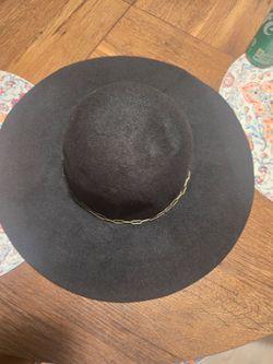Womens hat