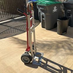 Milwaukee 4 In  1 Dolly