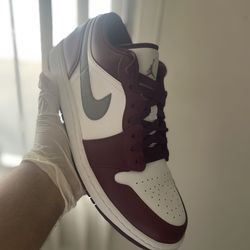 Jordan 1 Low Cherrywood Red