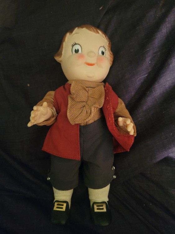 Vintage 1970 Campbell Soup pilgrim doll