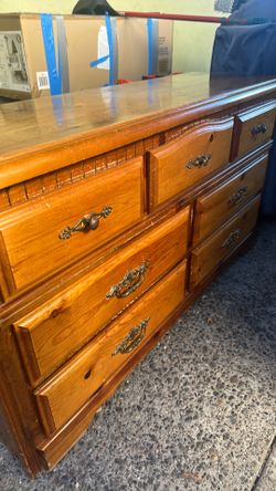 Dresser