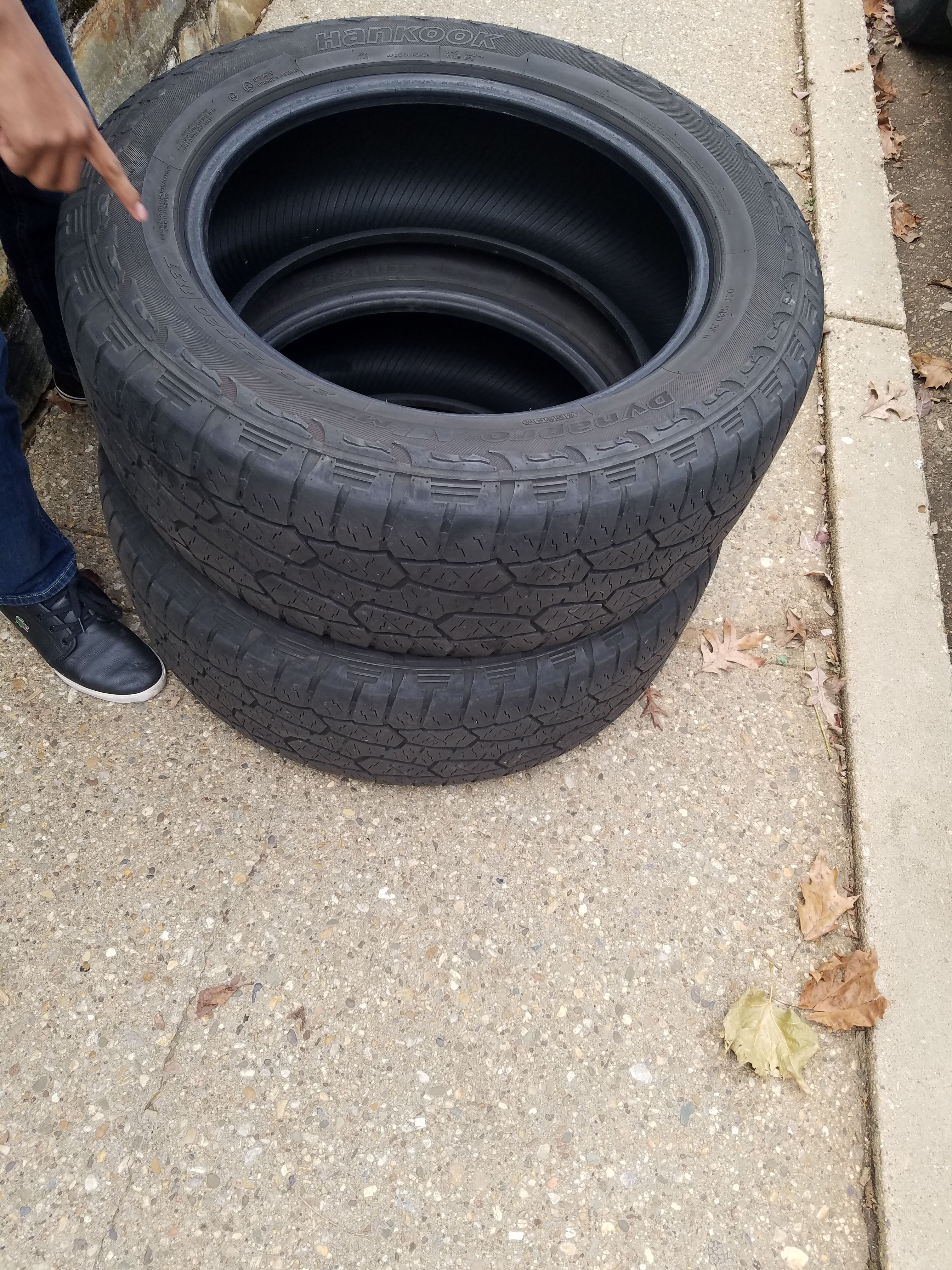 Two 275/55R20 Hankook