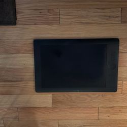 Wacom Intuos 5 Touch (No Stylus) LARGE