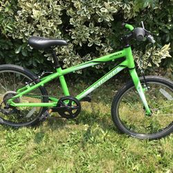 Specialized HardRock Nice Clean Bike 7 Speed Excellent Condition For 7 Year Old