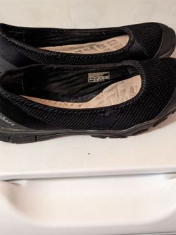 Sketchers Black Leather Shoes