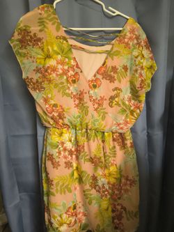 $8 EUC DRESS SIZE LARGE