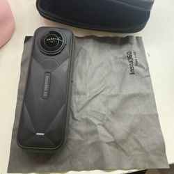 Insta360 X5