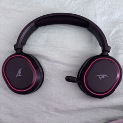 gaming headphones