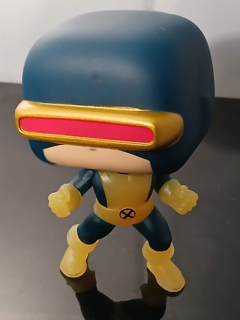Cyclops Glow In The Dark Vaulted Game Stop Exclusive Funko Pop