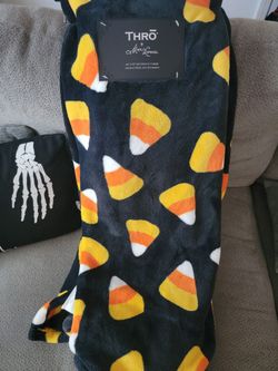 Halloween 🎃Candy Corn Ultra Plush Soft Throw Blanket 