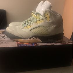 Jordan Retro 5 “jade Horizon” 