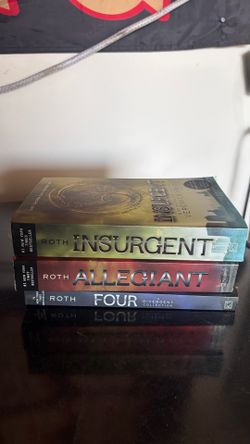 Divergent book series