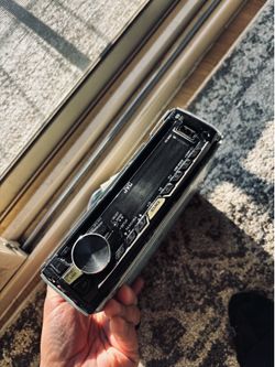 JVC KD-SR61 Car Stereo w/ Wiring Harness