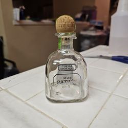 Resin Broken Bottle (Patron) 