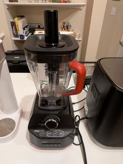 Oster Versa Blender