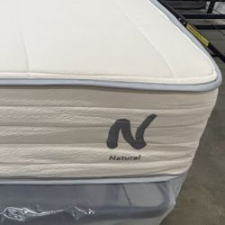 LIKE NEW! Nolah Natural Twin XL/Split KIng Mattress - Delivery Available