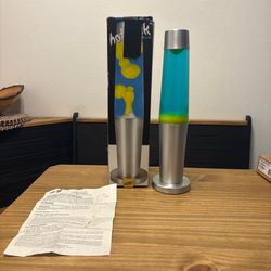Vintage 1990s Hot Rock Lava Lamp Blue/Yellow Wax Used Great Condition 46500