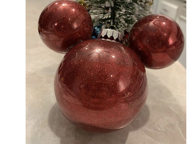 Minnie Christmas Balls Set Of one